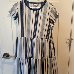 Ariel Lularoe tiered dress